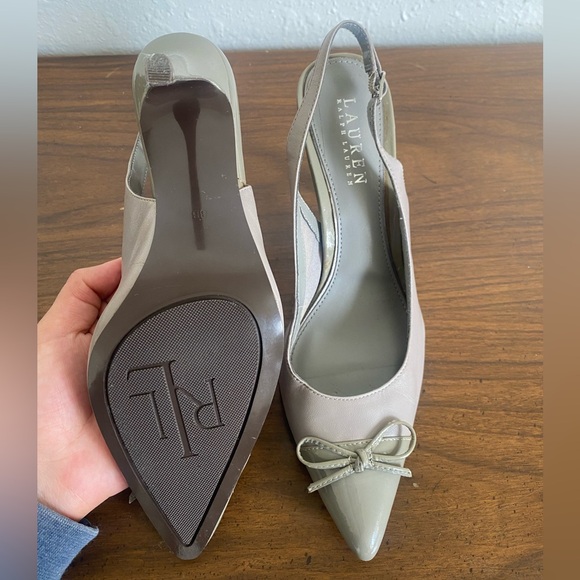 Ralph Lauren Gray Sling Back Heels Size 8 - Picture 5 of 6